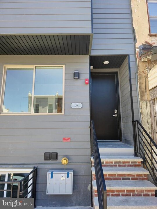 37 Farson St-Unit -4A in Philadelphia, PA - Building Photo