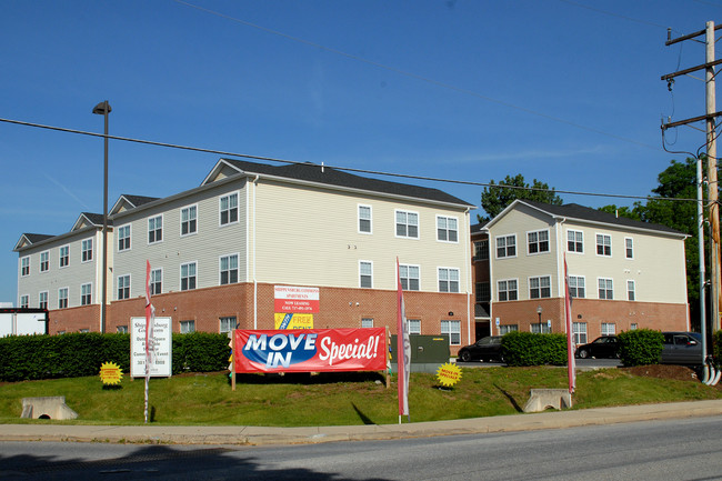 Shippensburg Commons Apartments in Shippensburg, PA - Building Photo - Building Photo