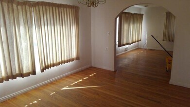 4204 Charles St in Cheyenne, WY - Building Photo - Building Photo