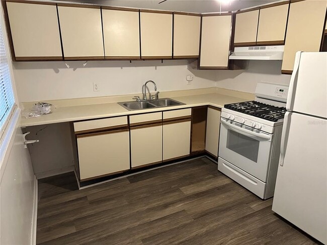 1109 Willow Ave in Sanford, FL - Building Photo - Building Photo