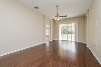 18254 Cypress Bay Pkwy in Land O Lakes, FL - Building Photo - Building Photo