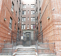 Anna Court in Bronx, NY - Building Photo - Building Photo