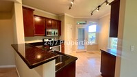 709 Springtree Ln in West Linn, OR - Foto de edificio - Building Photo