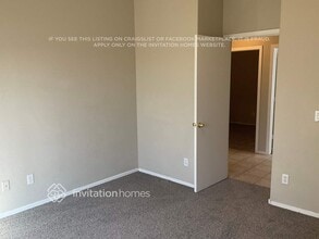 1802 S Pinto Dr in Apache Junction, AZ - Building Photo - Building Photo