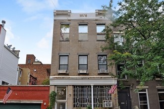 29 Woodhull St in Brooklyn, NY - Building Photo - Building Photo