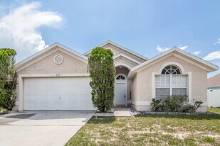 2331 Cobblefield Cir in Apopka, FL - Building Photo