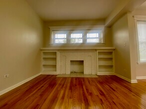 7505 N Greenview Ave in Chicago, IL - Building Photo - Building Photo