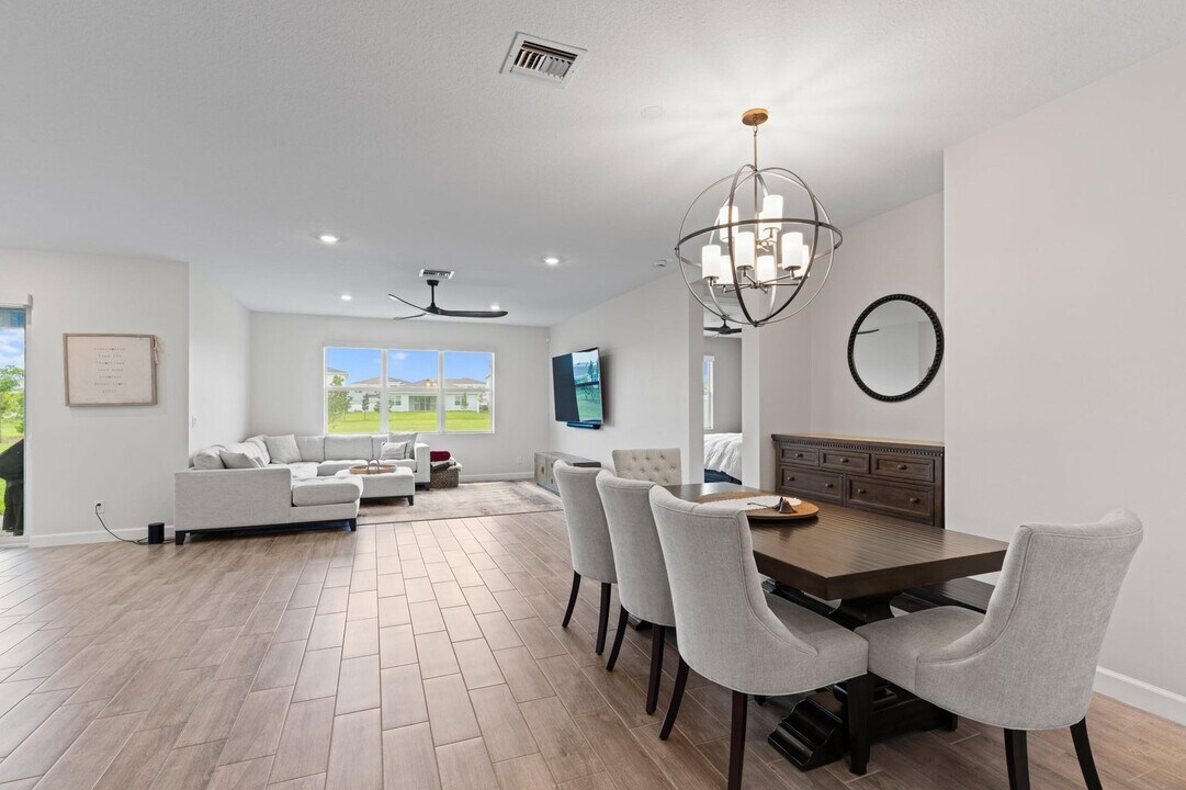 1505 Heron Nook Rd in Wellington, FL - Building Photo