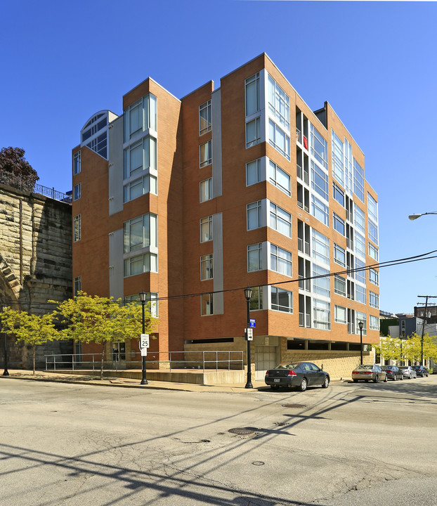 Stonebridge Plaza in Cleveland, OH - Foto de edificio