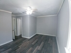 1326 Jones St in Greenville, TX - Building Photo - Building Photo