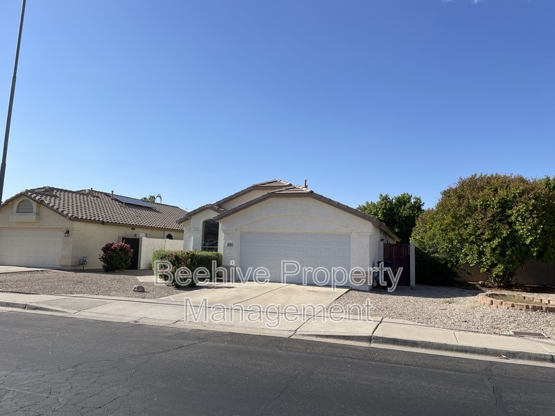 9845 E Onza Ave in Mesa, AZ - Building Photo