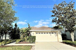 7018 43rd Ave E in Palmetto, FL - Building Photo