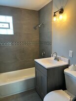 2503 N 37th St, Unit Top Floor in Milwaukee, WI - Building Photo