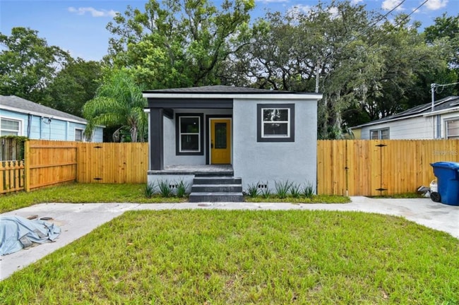 908 E Cayuga St in Tampa, FL - Building Photo - Building Photo