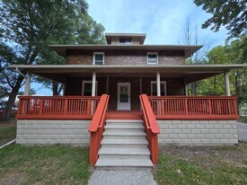 20543 Gudith Rd in Brownstown Twp, MI - Building Photo