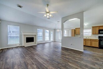 6718 Cypress Glades Dr in Katy, TX - Building Photo - Building Photo