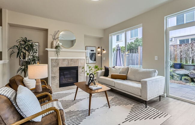 1724 SW San Mateo Ter in Beaverton, OR - Foto de edificio - Building Photo