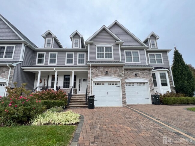 property at 29 McCormick Ave N