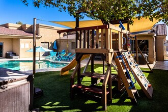 820 Avalon Ave in Lake Havasu City, AZ - Building Photo - Building Photo