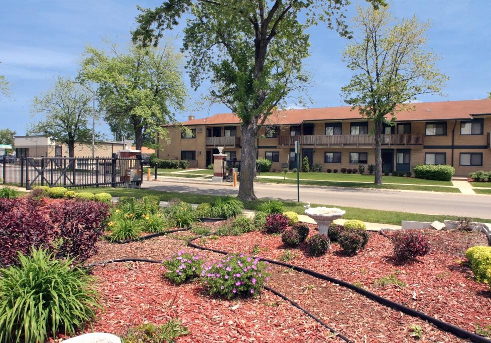 Ginger Ridge Apartments in Calumet City, IL - Building Photo