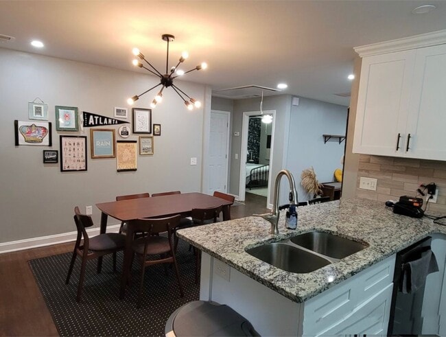 1372 Lockwood Dr SW in Atlanta, GA - Building Photo - Building Photo