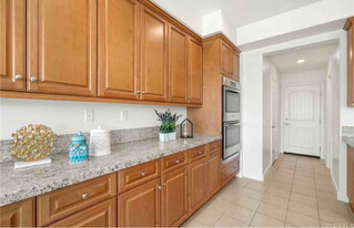 14925 Shoreham St in Corona, CA - Building Photo