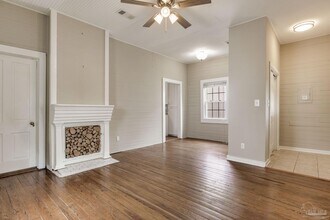 1410 E Gadsden St in Pensacola, FL - Building Photo - Building Photo