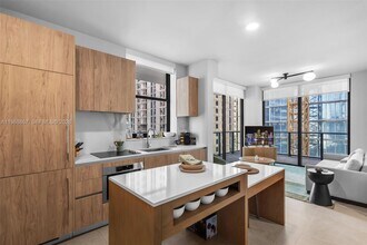 601 N Miami Ave in Miami, FL - Building Photo - Building Photo