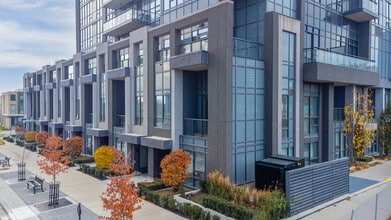 Amber at Pinnacle Uptown, South Tower in Mississauga, ON - Building Photo - Building Photo