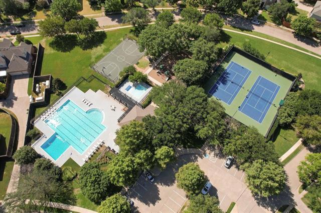3704 Southport Dr in Plano, TX - Foto de edificio - Building Photo