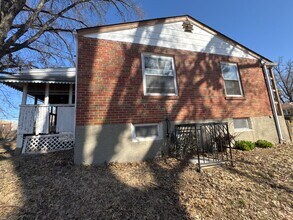 9169 Newby St in St. Louis, MO - Building Photo - Building Photo