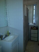 121 Park Dr, Unit 26 in Boston, MA - Building Photo