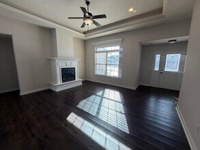 2007 Cecil St in Columbia, MO - Building Photo - Building Photo