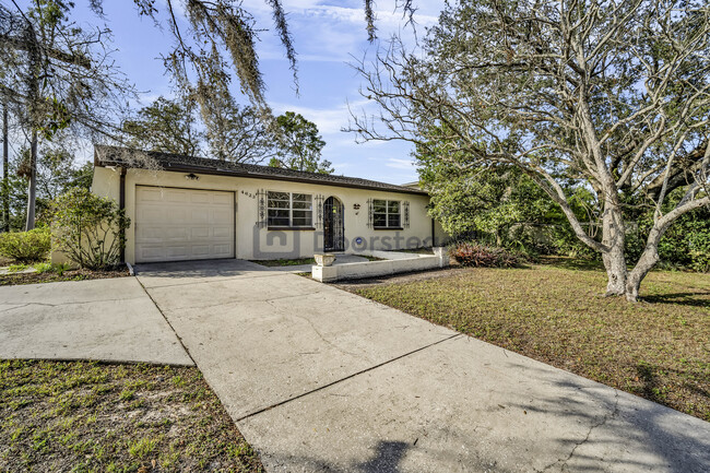 4623 Whiteway Dr in Tampa, FL - Building Photo - Building Photo