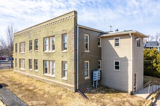 739 17th St in Des Moines, IA - Building Photo - Building Photo