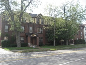 1000 Kenmore Ave in Buffalo, NY - Building Photo - Building Photo