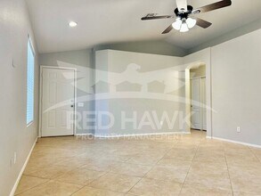 4734 E Tanglewood Dr in Phoenix, AZ - Building Photo - Building Photo