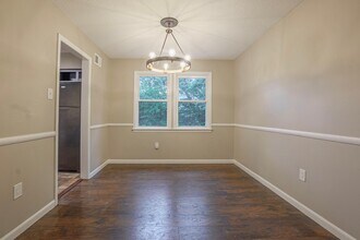 2331 Whitney Ave in Memphis, TN - Building Photo - Building Photo