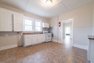 426 W Peach St in Vineland, NJ - Building Photo - Building Photo