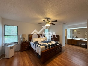 4702 Sunny Grove in San Antonio, TX - Building Photo - Building Photo