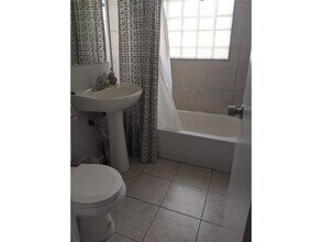 5723 S 34th Ave in Minneapolis, MN - Building Photo - Building Photo