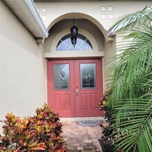 319 Grand Royal Cir in Winter Garden, FL - Building Photo - Building Photo