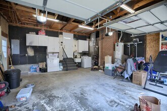 9 Terrell Rd in Newport News, VA - Building Photo - Building Photo