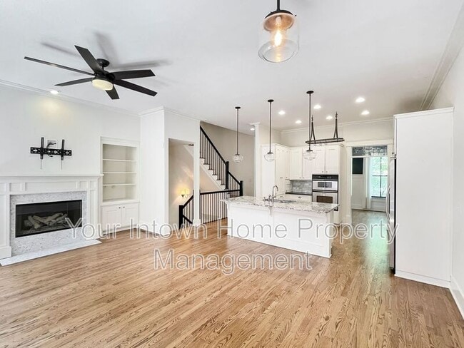 property at 1867 Gordon Mnr NE