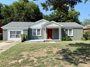 411 Cottonwood St in Ardmore, OK - Building Photo - Building Photo
