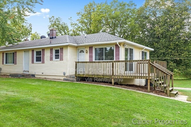 6679 Egan Ave SE in Caledonia, MI - Building Photo - Building Photo