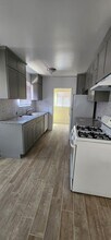 1725 Bernard St in Bakersfield, CA - Foto de edificio - Building Photo