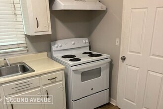 239 Lake Dr Cir NE in Birmingham, AL - Building Photo - Building Photo