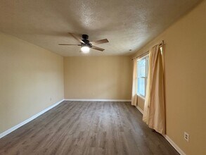 619 Randolph Rd in Newport News, VA - Building Photo - Building Photo