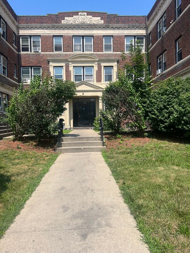 property at 8 Walnut St